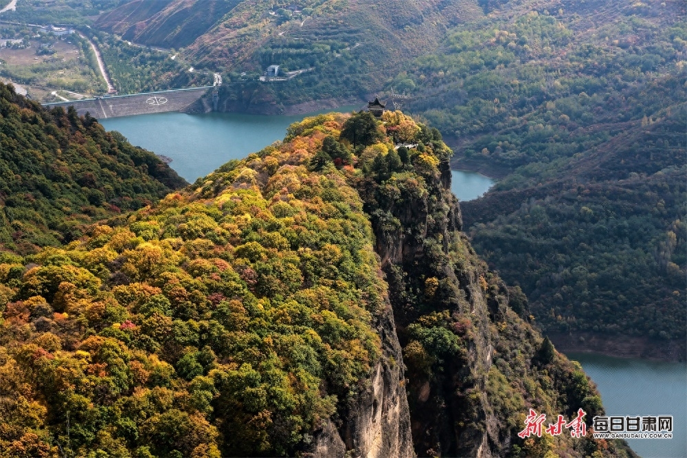 平凉崆峒山秋天的景色图片