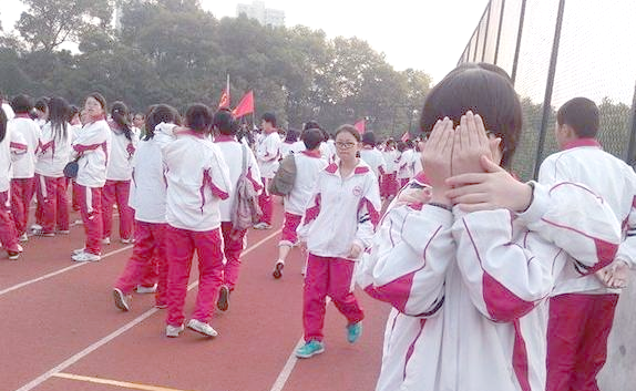 长沙校园记忆中的校服变迁与时尚新潮