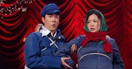 兄弟姐妹7人重拍24年前老照片,寻找当年感觉,评论却注意力跑偏