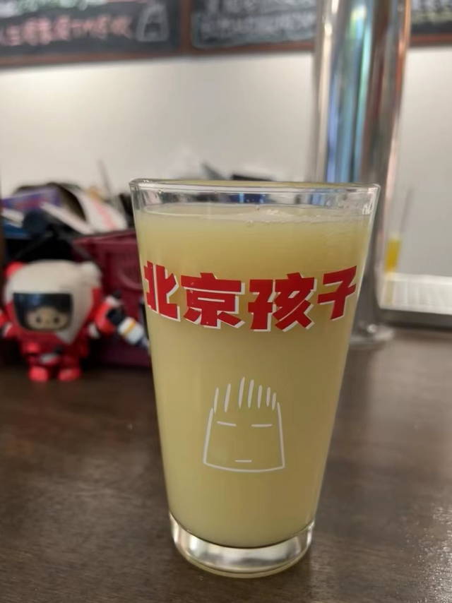 (图源:小红书/yezy,ak)不仅如此,再就业咖啡,和平菓局,北平冰匠等饮品