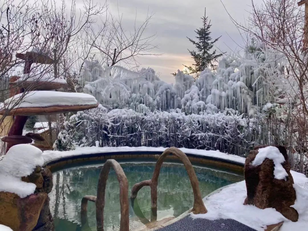 「长白山温泉特价票」皇冠酒店|蓝景酒店|王朝圣地酒店