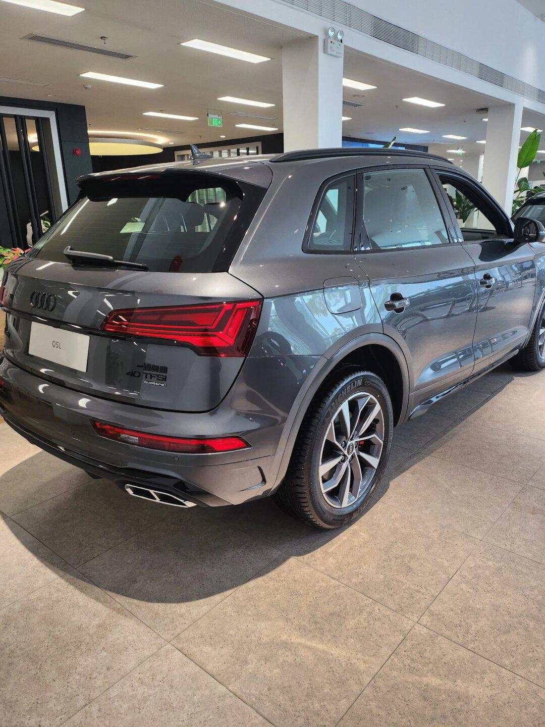 奥迪q5l起步时车子会抖动怎么回事