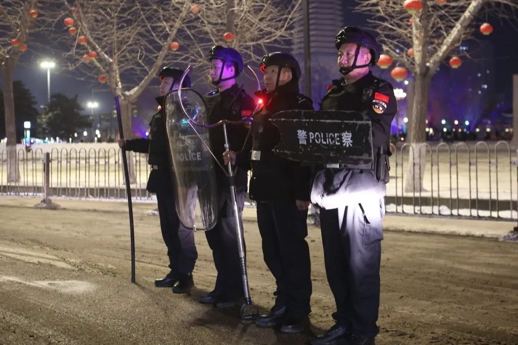 铁岭[守护坐标]:铁岭火车站[守护队伍]:铁岭市公安局巡特警支队"1