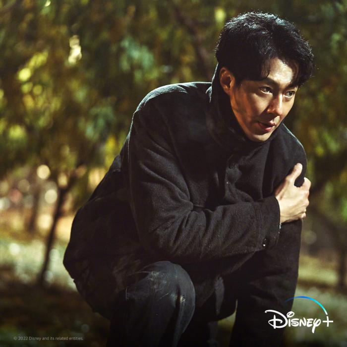 disney 下半年必看韩国作品|池昌旭新作《恶中之恶》演卧底!