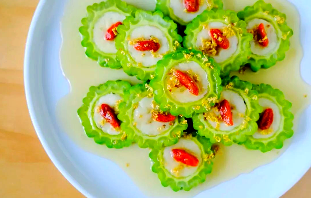 令人垂涎的蜜汁苦瓜:挑战夏日苦味的美味秘诀