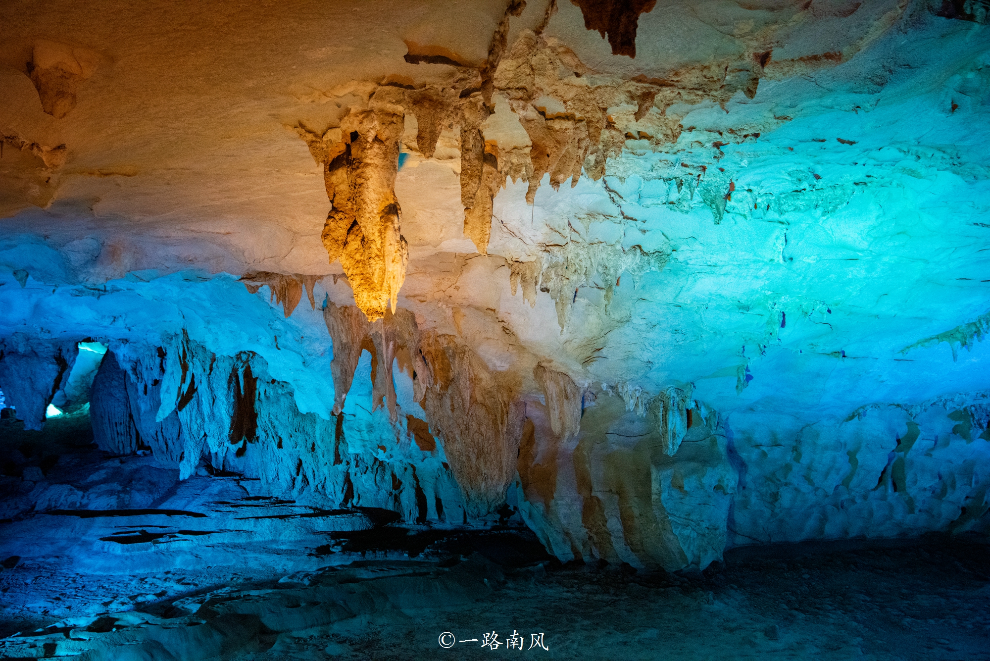 隐藏在广西百色的奇妙山洞,洞外冻成狗,洞内却温暖如春