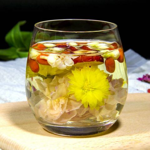 夏天喝红枣枸杞菊花茶的好处 可缓解眼疲劳