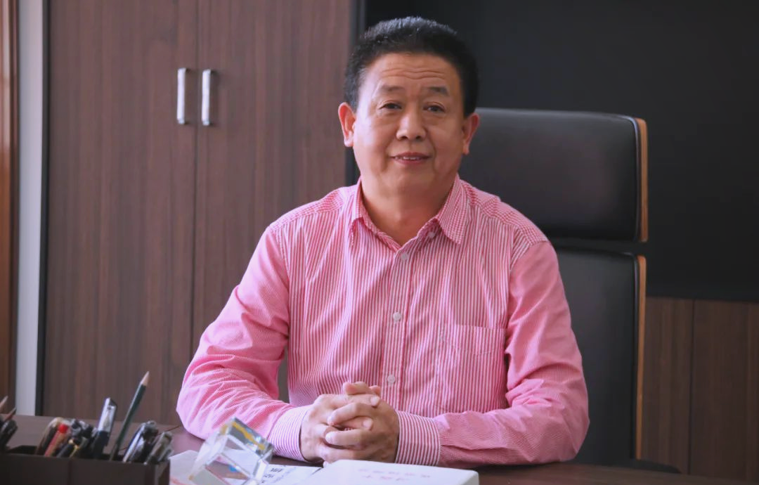 湖滨高中由资深教育人士,西安市铁一中学校长庆群亲自掌舵,引领学校