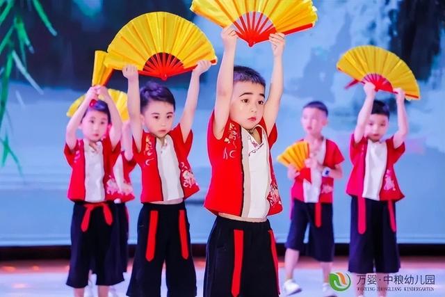 毕业典礼|万婴中粮幼儿园:倾听儿童 相伴成长