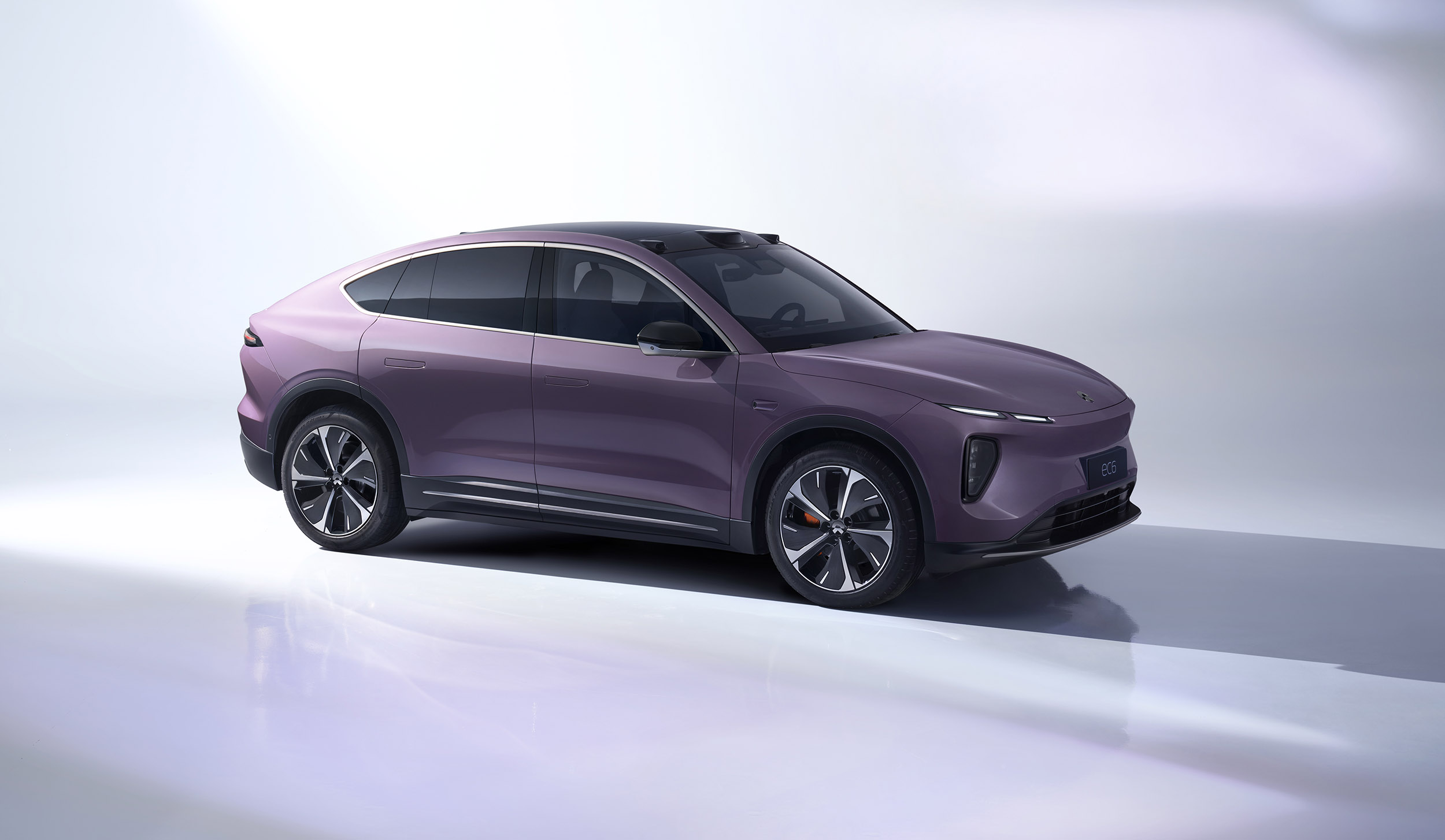 蔚来ec6上市,满格技术的轿跑suv