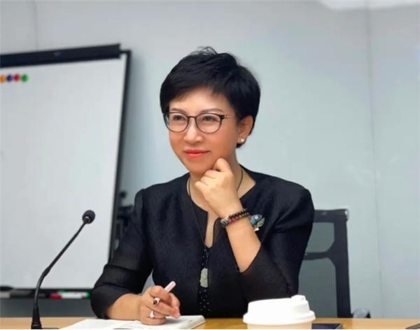 启今集团召开2022年管理层年中工作会议