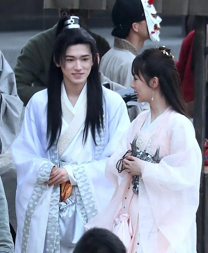 从古装到现代:杨紫与宋亚轩的荧屏之旅