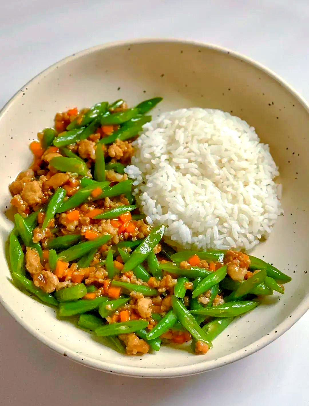 每周我都会制作这些美味盖饭,荤素搭配,营养丰富,孩子特别爱吃
