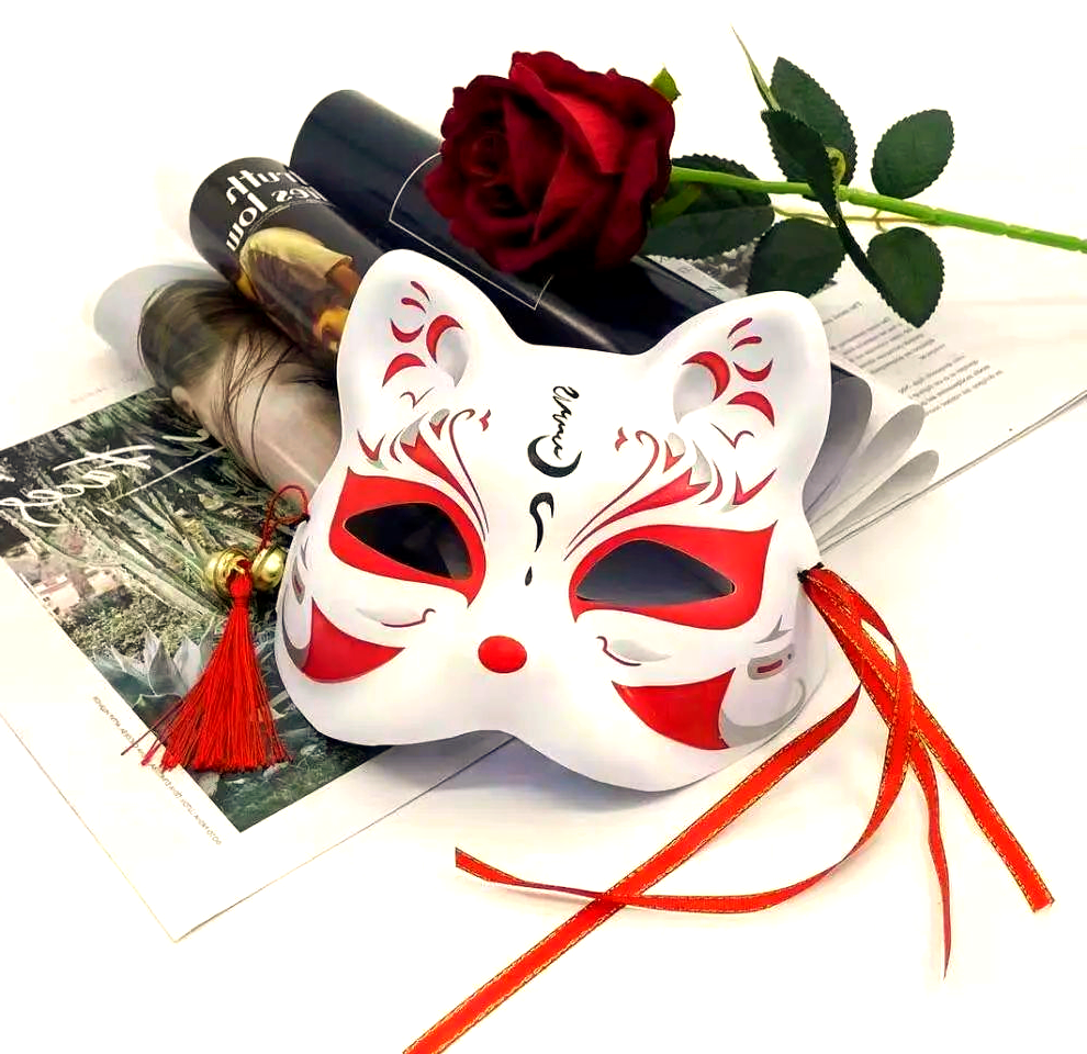 狐狸面具在日本文化中的盛行原因解析