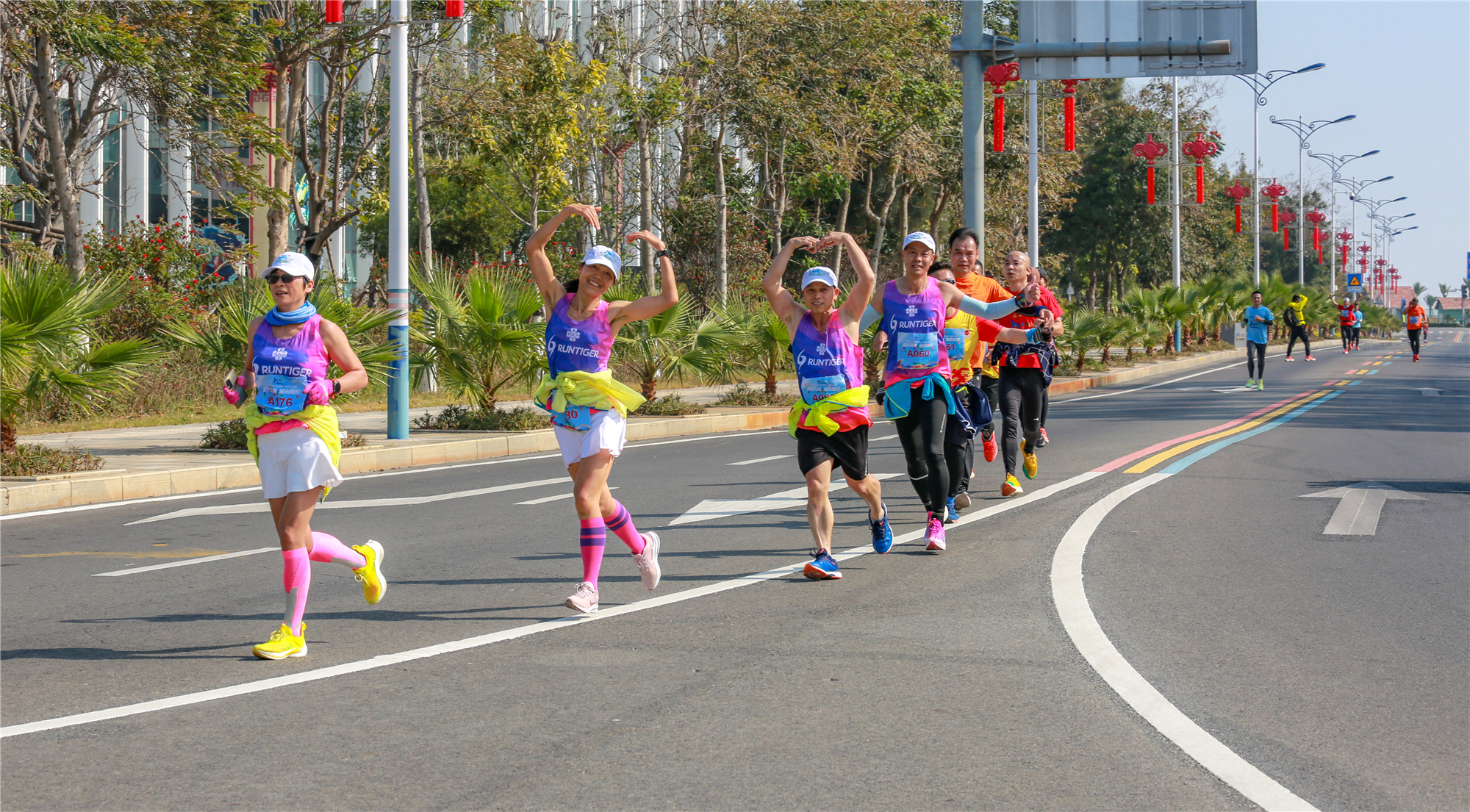 喜迎新年湄洲岛健康彩虹跑快乐开跑