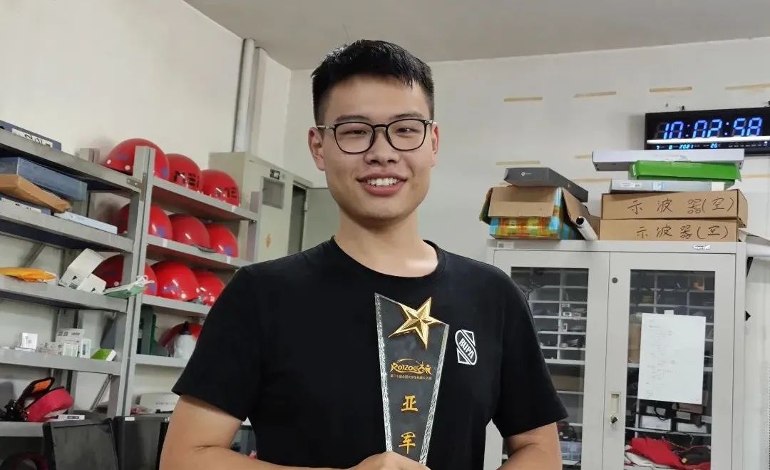 他是赵东晓,用四年坚持一份热爱!