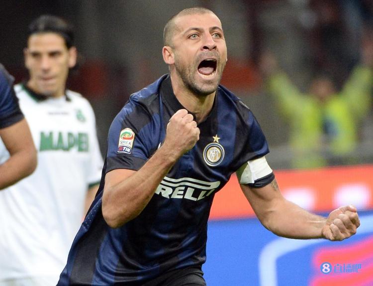 萨穆埃尔:在皇马的经历非常痛苦 谈论三冠王让我感到自豪