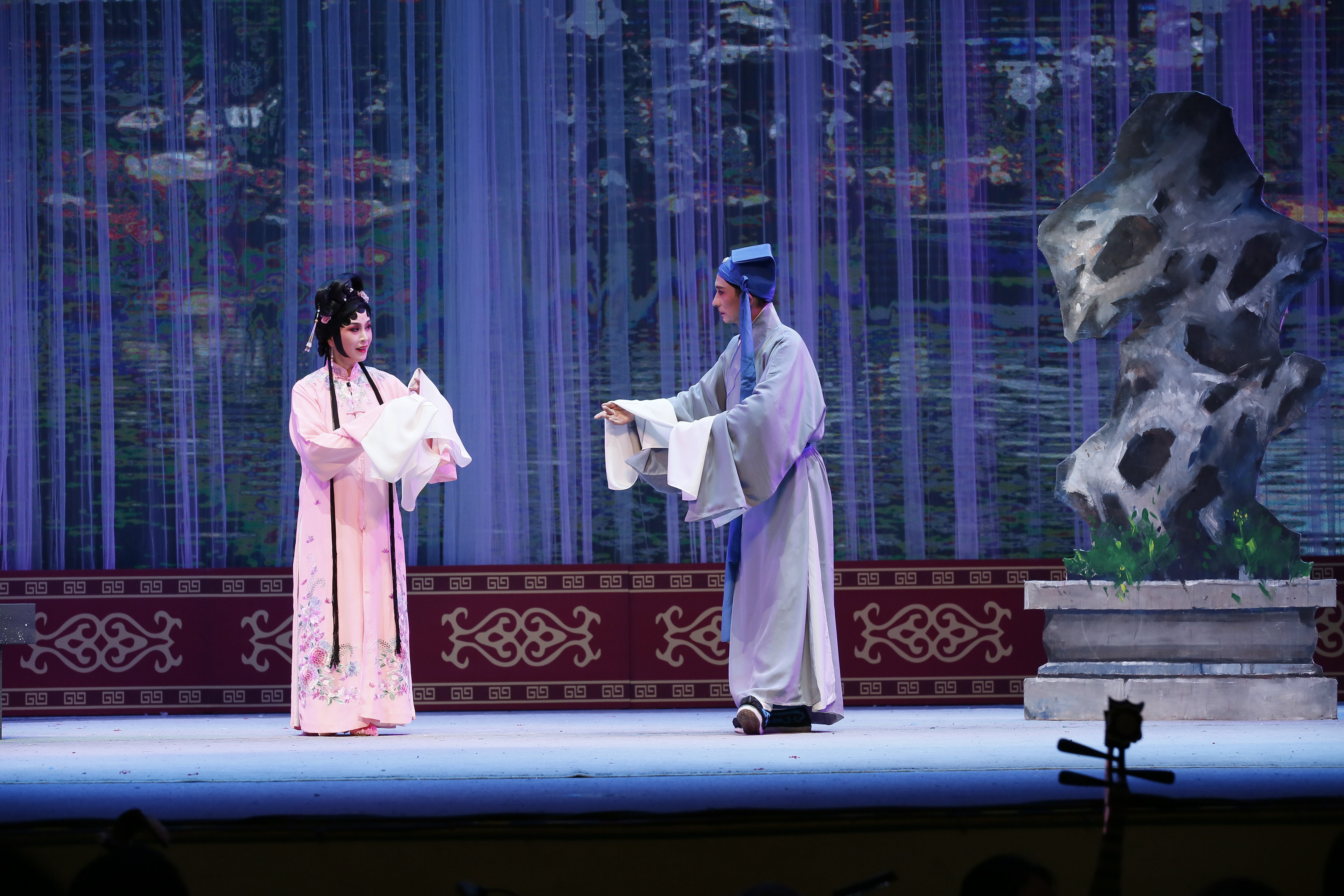 剧目导赏|淮海戏《皮秀英四告》:女子不畏强权,终惩恶扬善