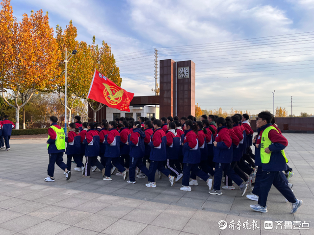 惠民县第一中学:点燃跑操激情,绽放青春风采