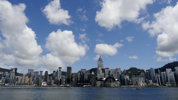 李家超:香港区议会将引入资格审查制度