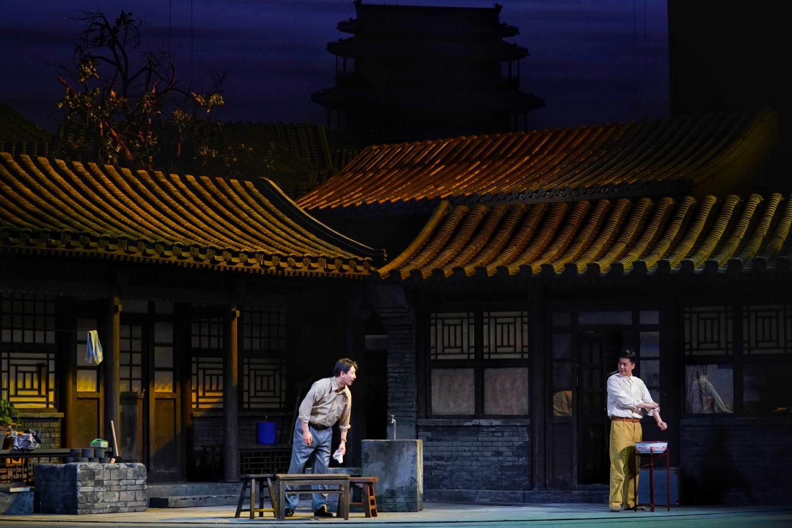 《永定门里》走出双男主,北京人艺新一代实力挑梁