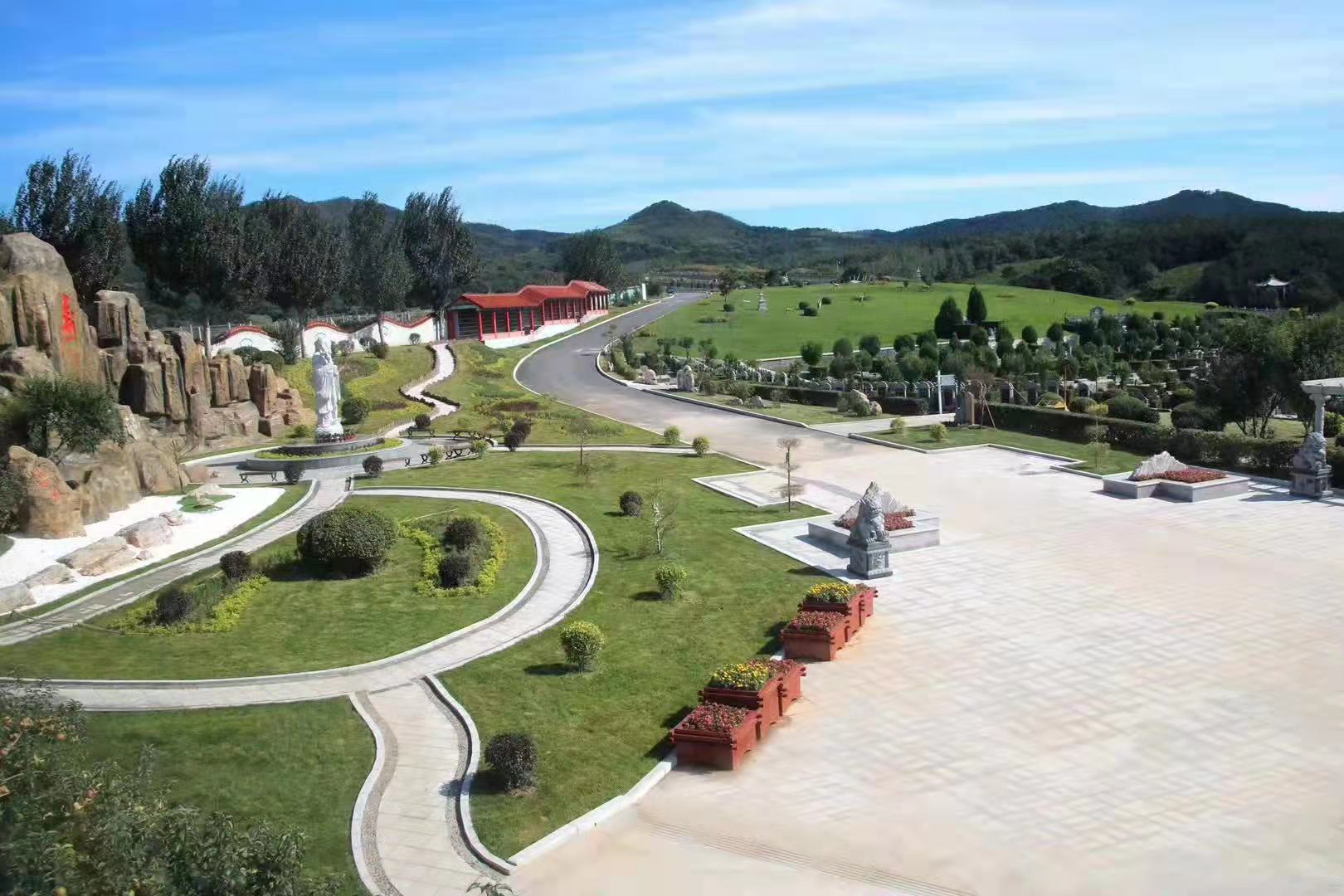 沈阳青云山墓园为有基督信仰的家属提供定碑型