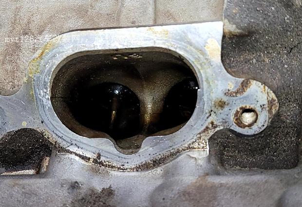 奔驰发动机积碳清洗多少钱?