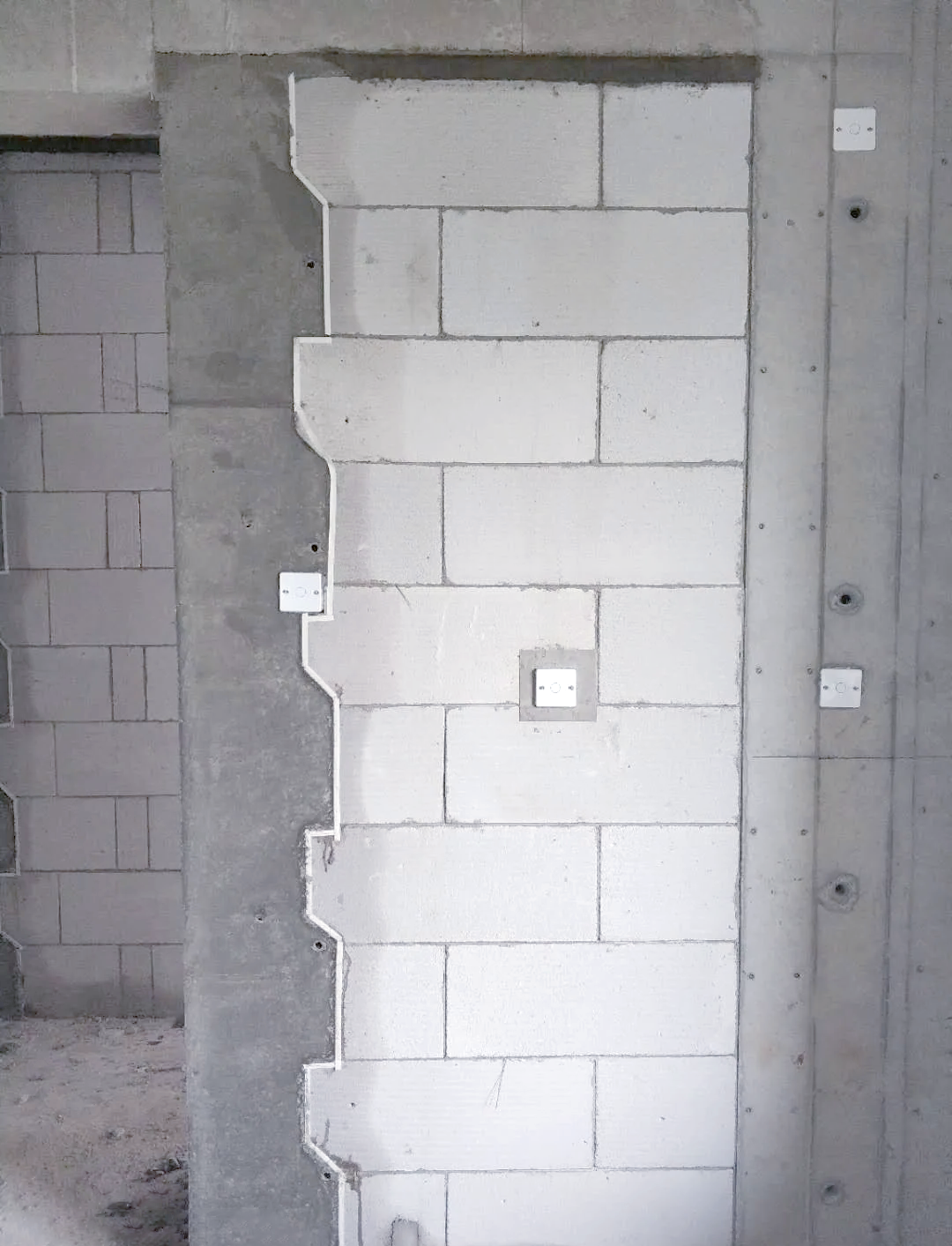 高精砌体施工全解析:优势与现场操作详解