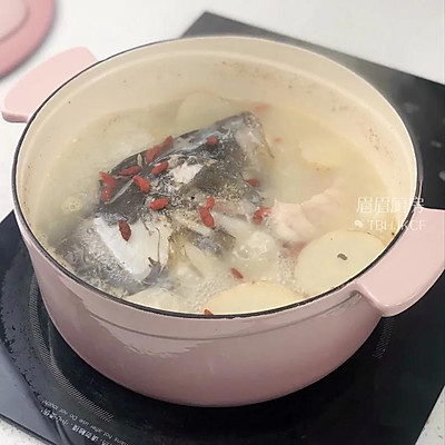 這樣做天麻魚頭湯,隔壁小孩都饞哭了