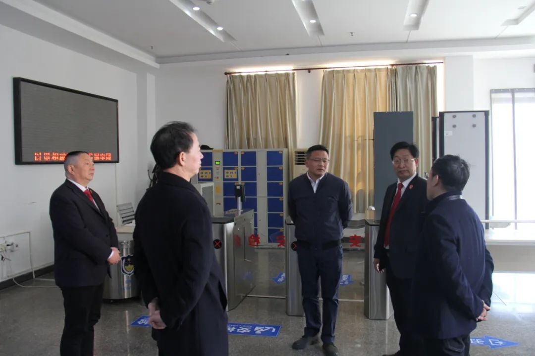 市委副书记,政法委书记刘红星到松滋法院调研平安稳定工作