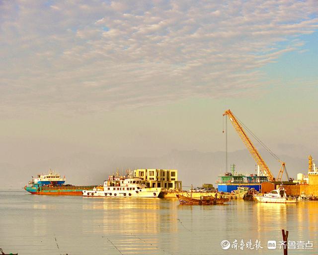建设中的即墨鳌山港