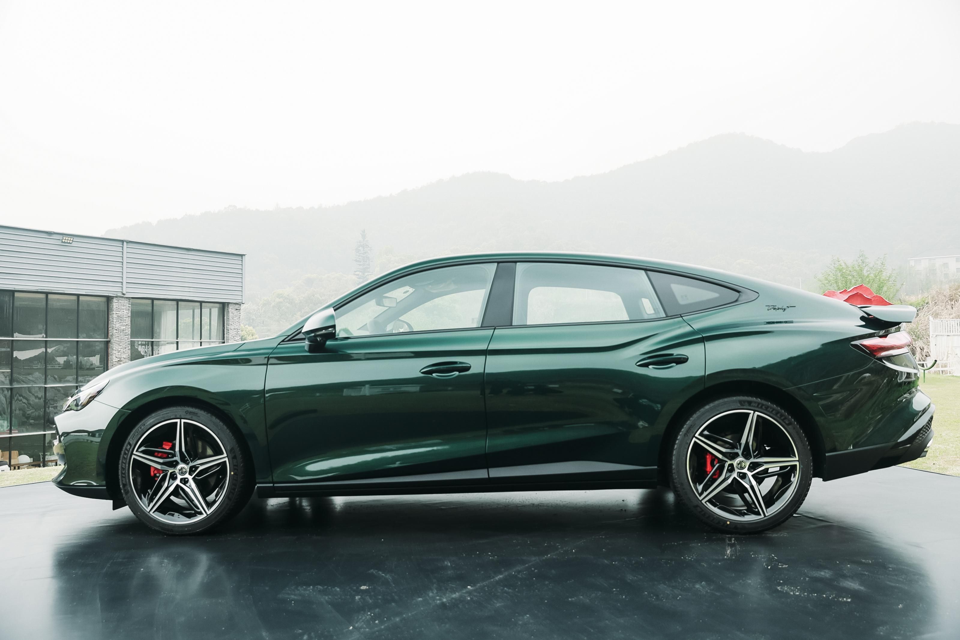 试驾∣让思域头大的对手 性价比之王的名爵mg7有多强