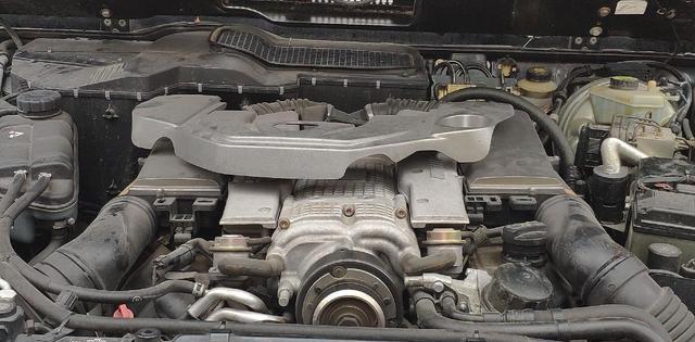 开了13年的奔驰g55要价68万,看完车买家直言:这算是捡漏了