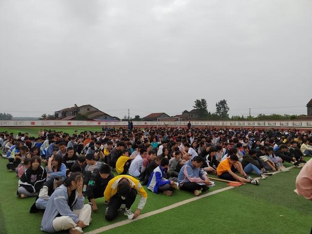 澧县小渡口镇中学开展防灾减灾应急疏散演练活动