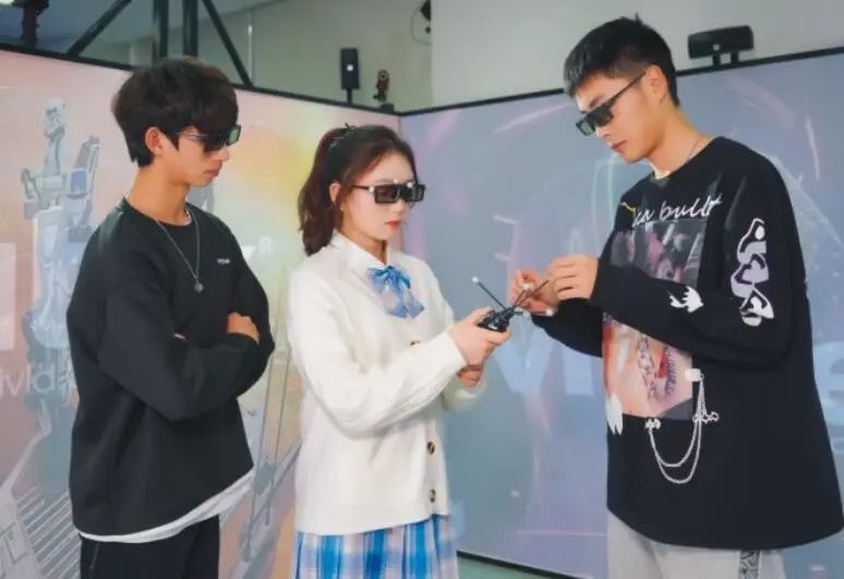成都东软学院计算机与软件学院_成都电子科技大学计算机_四川省特色化示范性软件学院