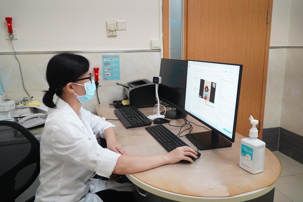 「视频」台风季遇上娃发烧,医生视频问诊让父母省心