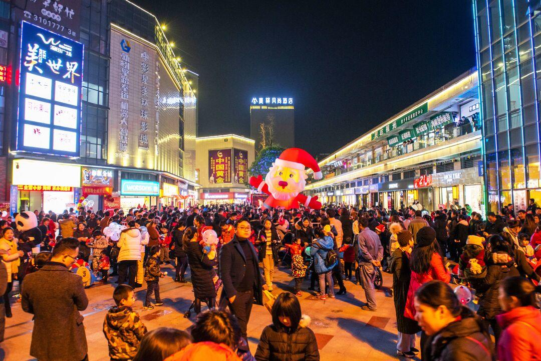 首批"湖南省示范步行街"公示,新邵县湾田广场步行街入选