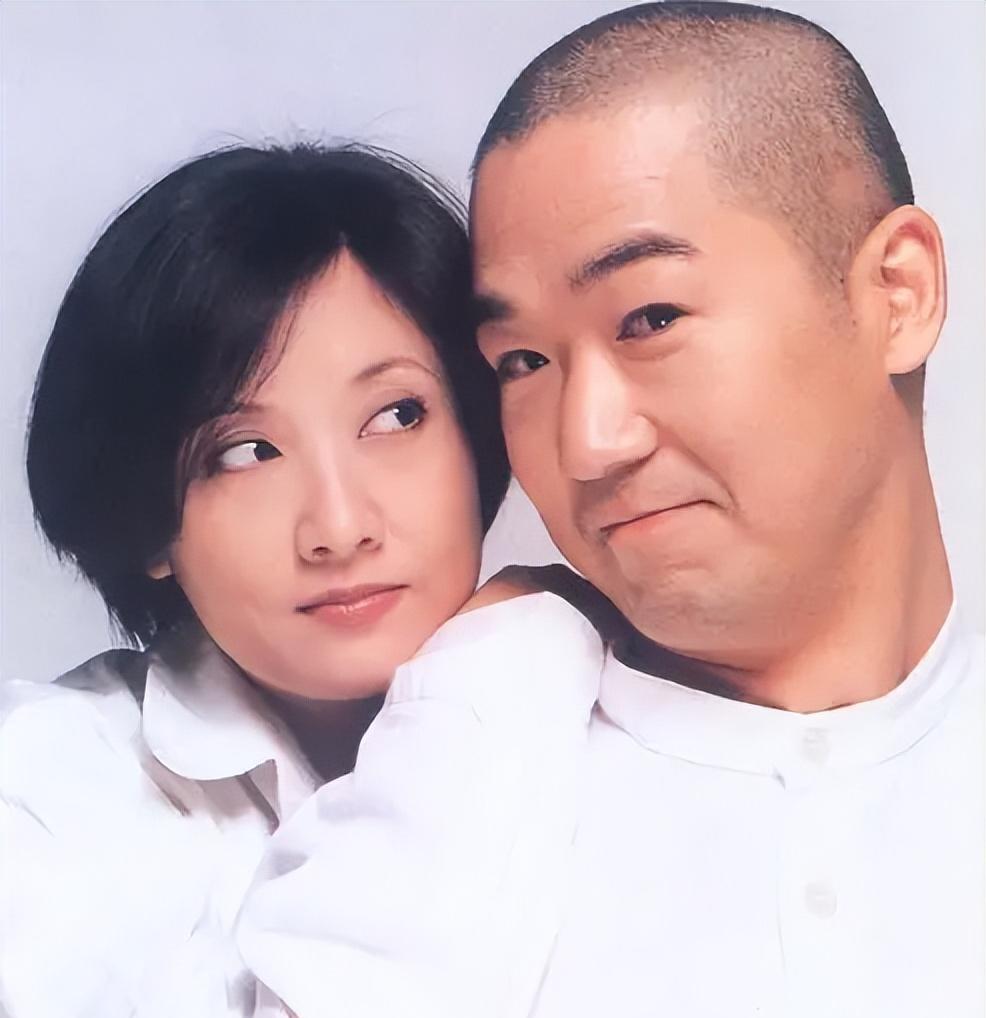 演员邓婕:为嫁张国立终身不生孩子,今66岁却打出一副王炸