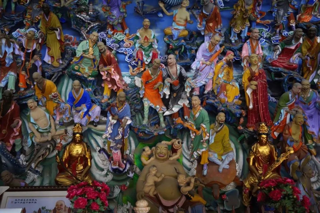 云南昆明筇竹寺五百罗汉彩塑