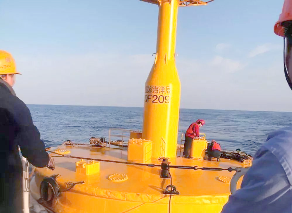 海洋浮标:长期可靠的航标和观测站