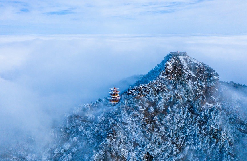 河南雪山景点图片