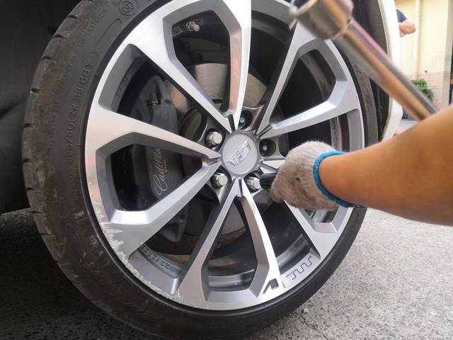 西安专业改奥迪轮胎 西安换轮毂