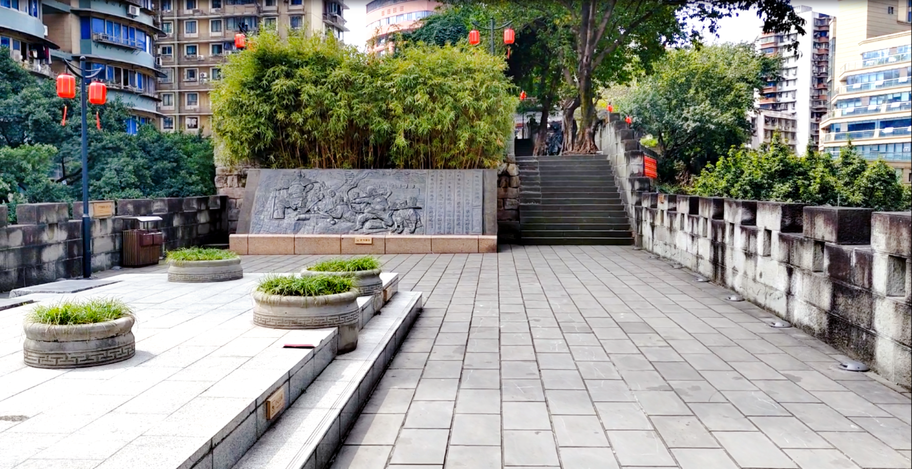 重庆古城通远门,古城人向西奔向远方,古城安全的保障