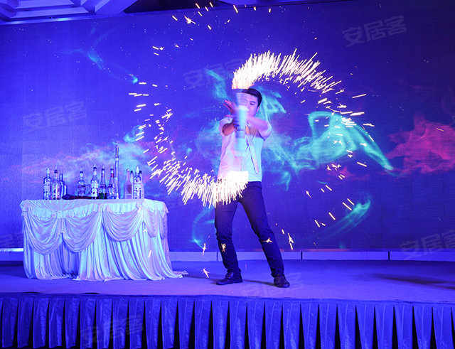 大连花式调酒表演