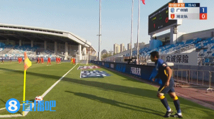 中超广州城对阵河北队比赛结果_中超-宋文杰传射吉列尔梅双响 广州城4-1河北_宋文杰传射常飞亚破门杨翼璇扳平比分