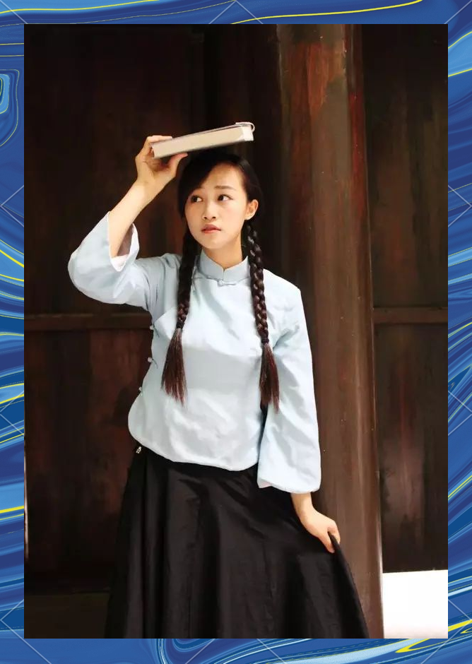 民国校服:知性高雅的青春回忆