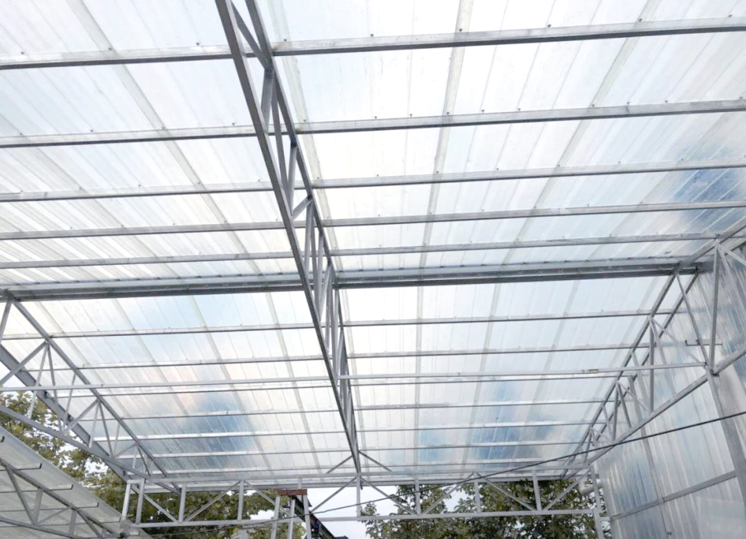 frp采光瓦:一种多功能,高性能的建筑材料