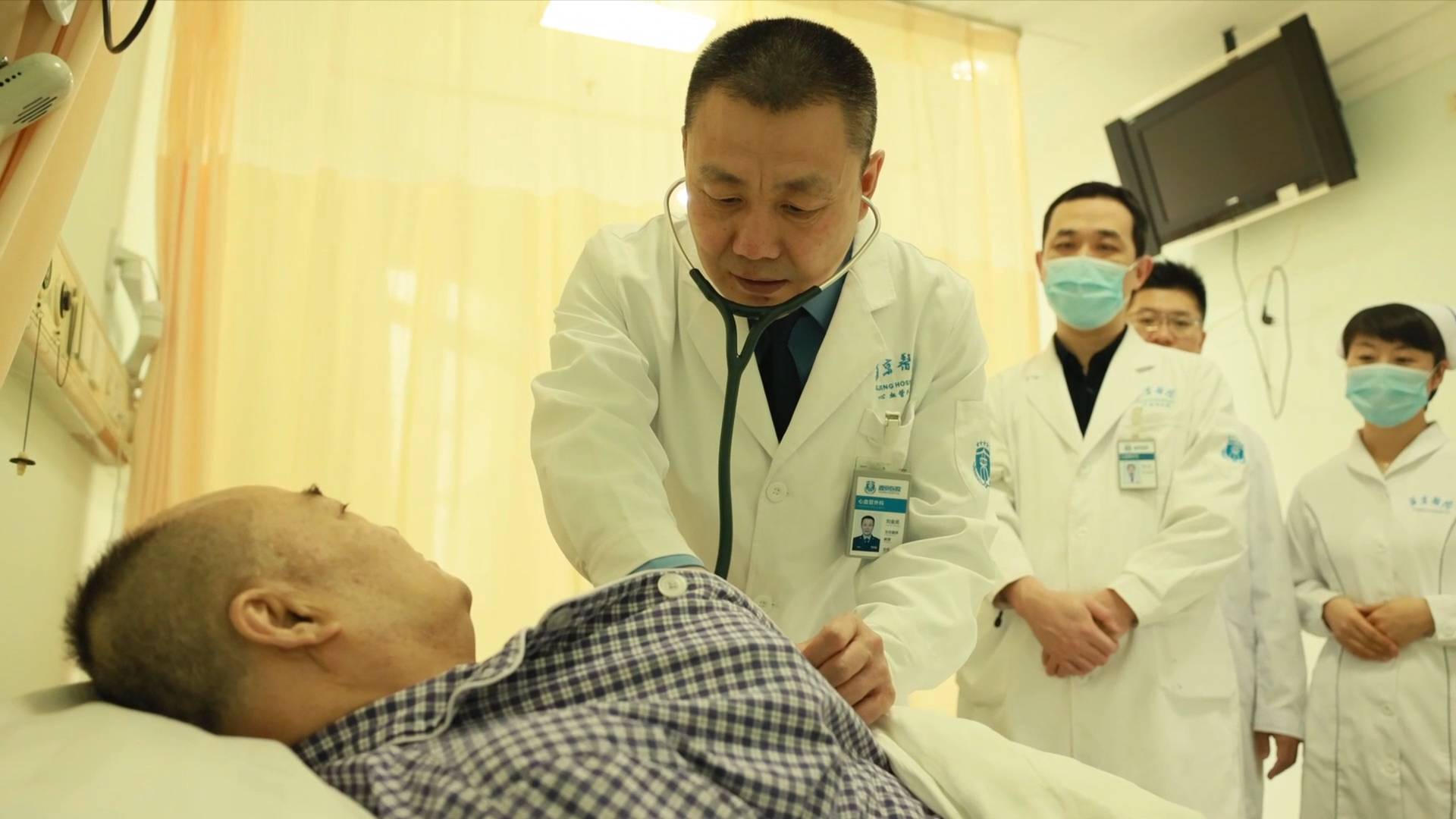 "中国医师奖"获得者刘金成:行医者 全凭这颗心
