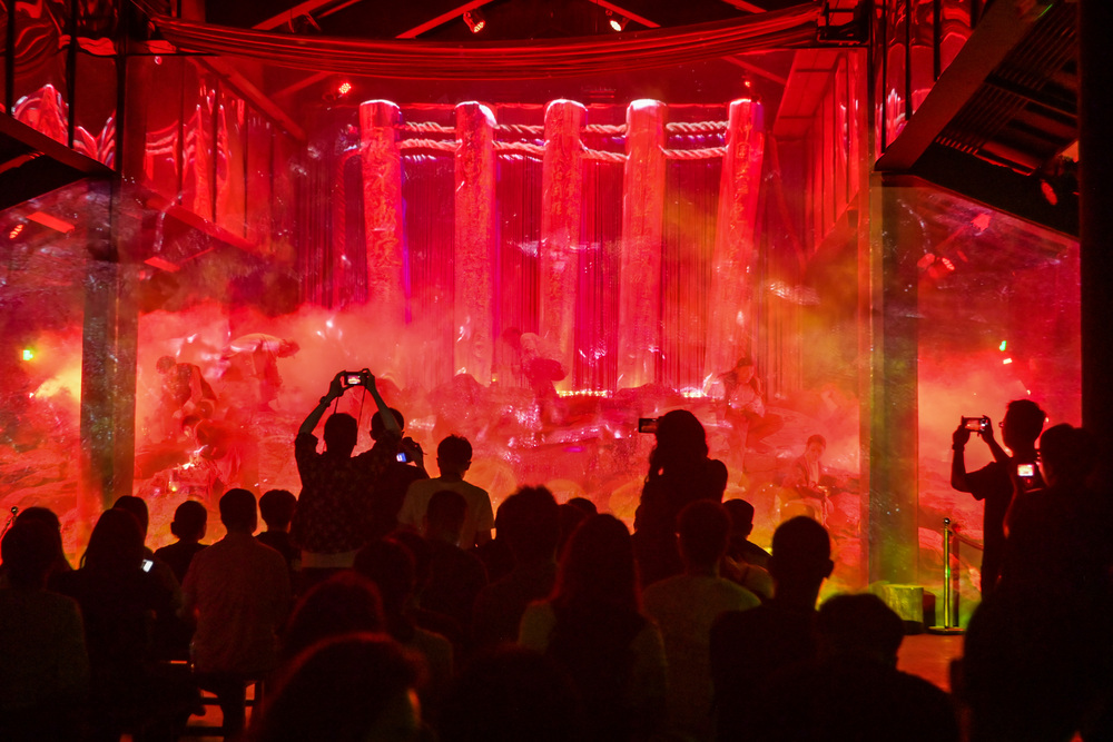 《红岩红》沉浸式演艺红岩故事