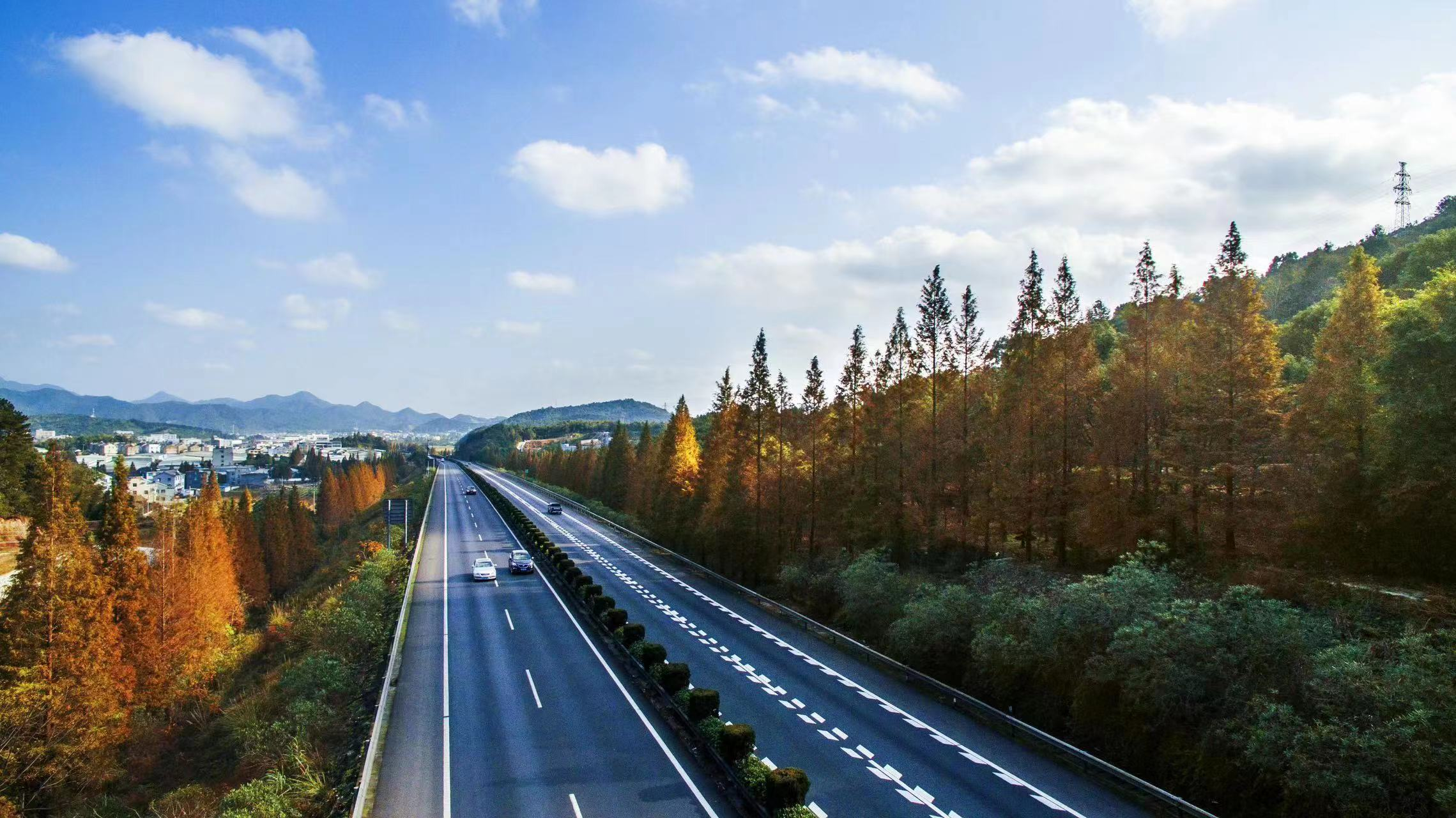 浙江交通集团高速公路宁波管理中心积极护航"五一"美好出行